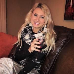 Meet your Posher, Victoria